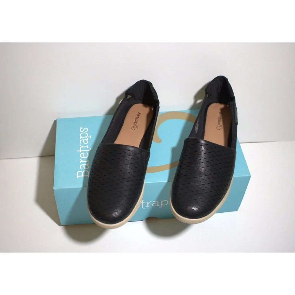 Baretraps Viccia Size 8.5 Women's Casual‎ Black Flats NIB